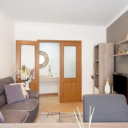 Corrente Do Oudinot Perto Da Apartman